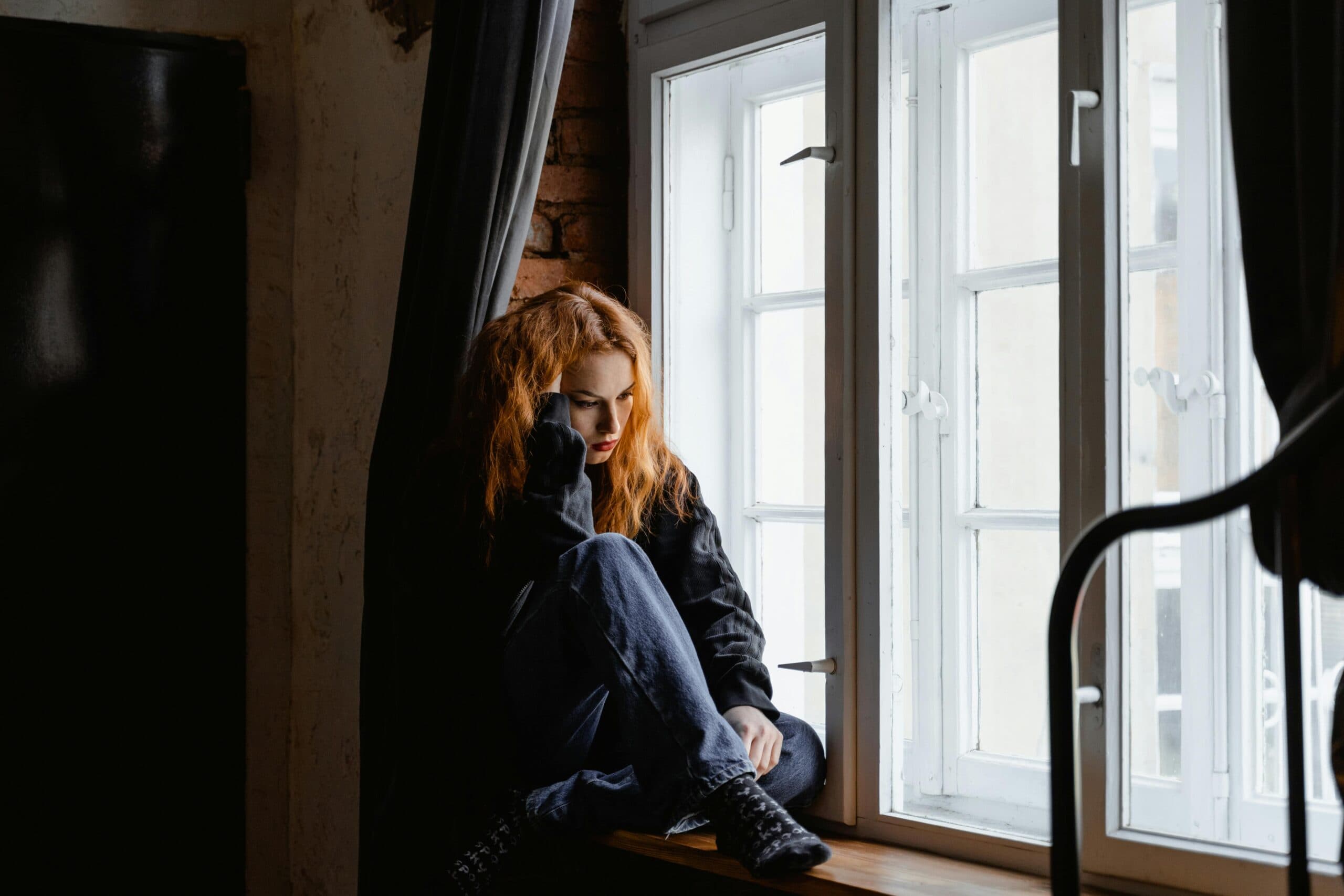 Person experiencing symptoms associated with a personality disorder in a reflective setting
